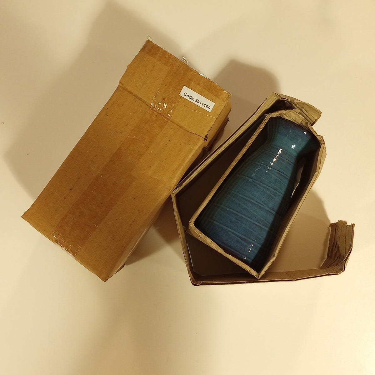 Carafe sake scored 10oz ceramic 3Dx6H blue/brown