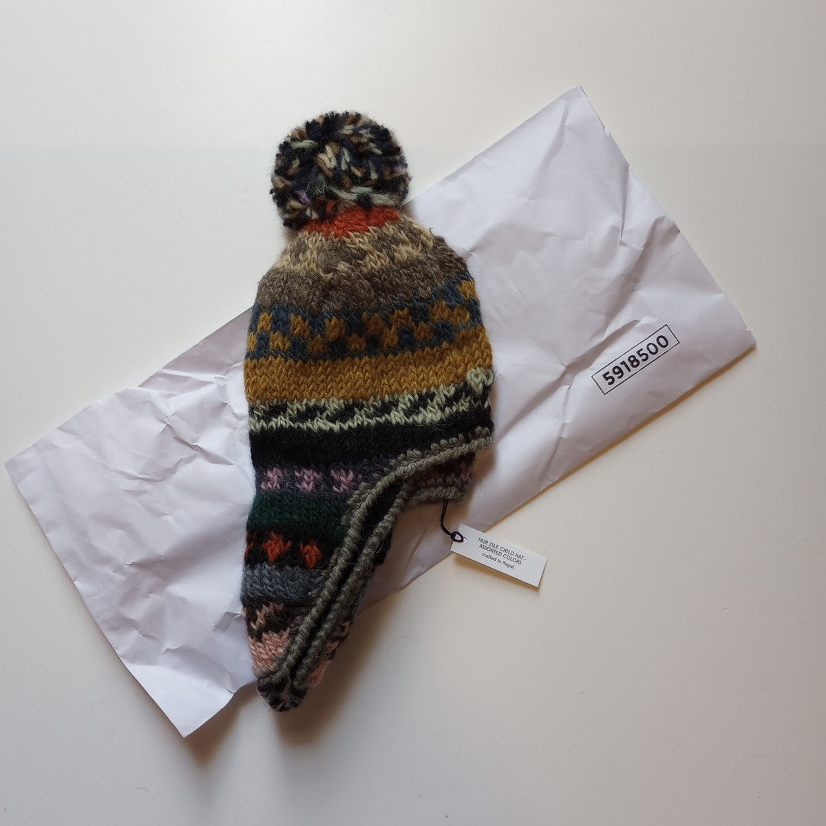 Hat f/child w/ties lined wool/poly 9Dx9H asst