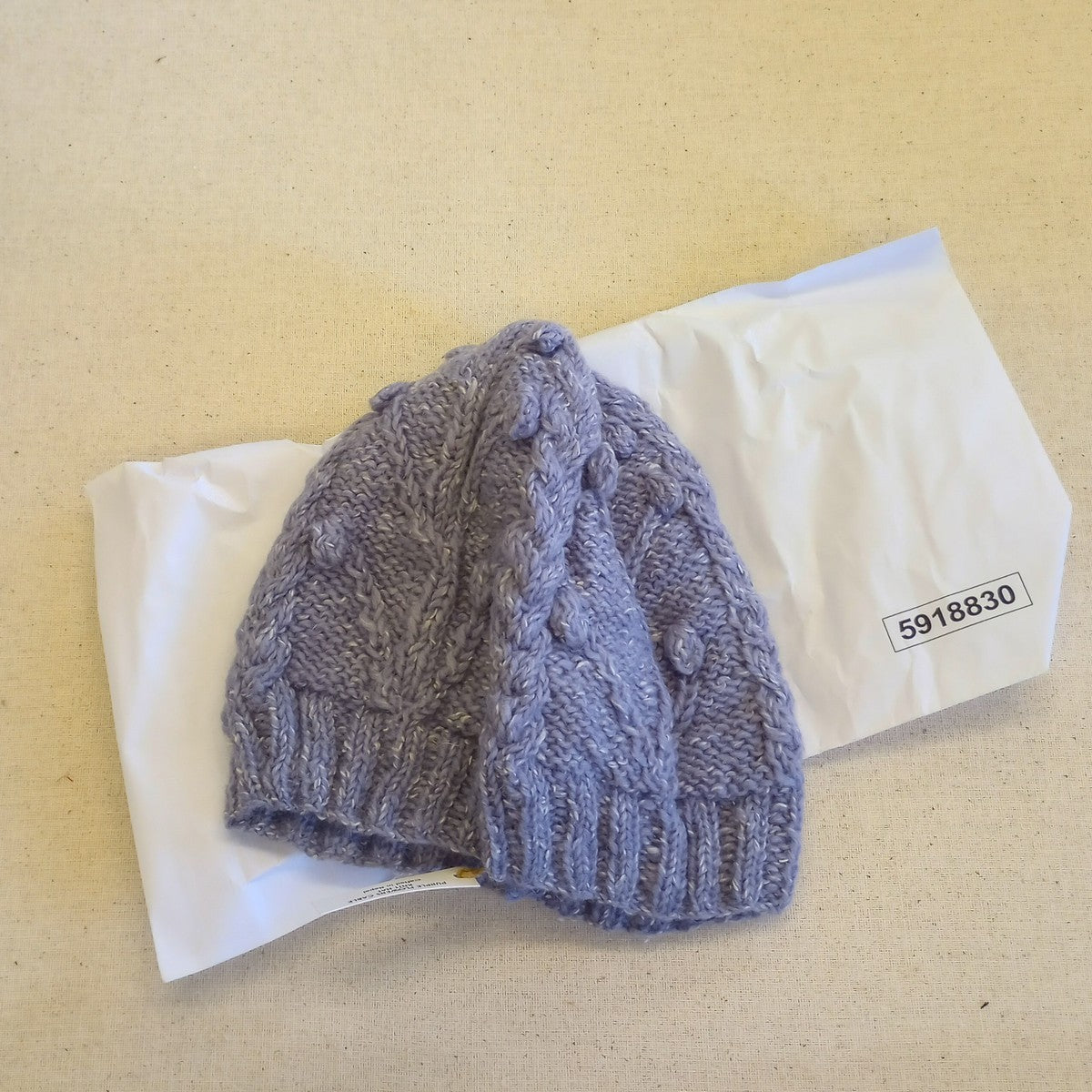 Hat flower cable knit wool/banana fiber 8L purple