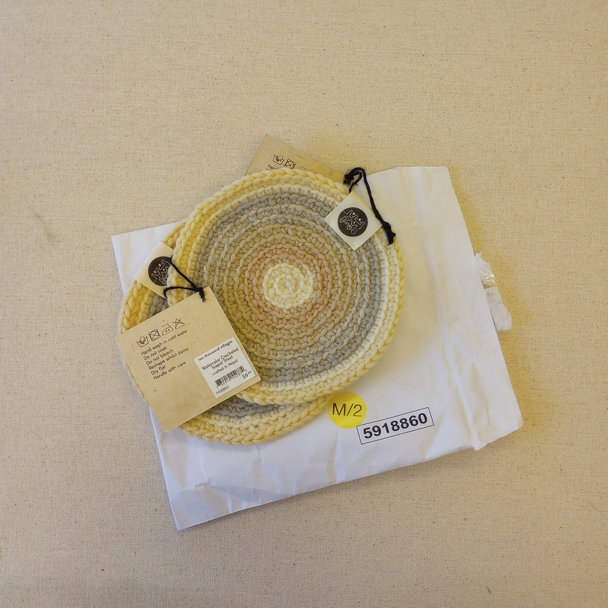 Trivet f/teapot M/2 wool 6.5D asst pastels