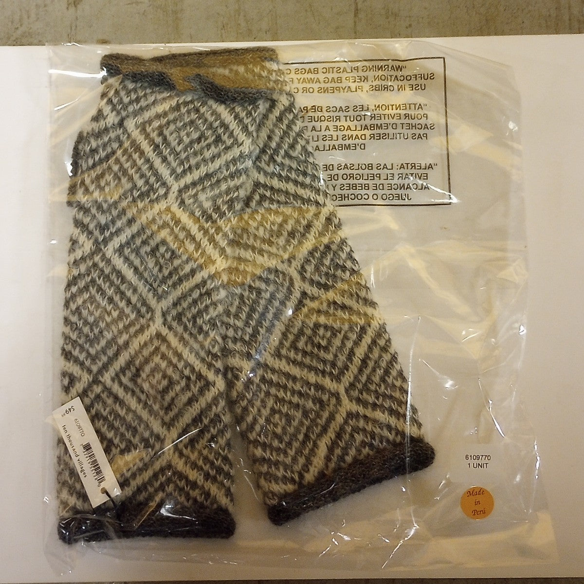 Wristwarmers diamond pattern alpaca 10L gray/white