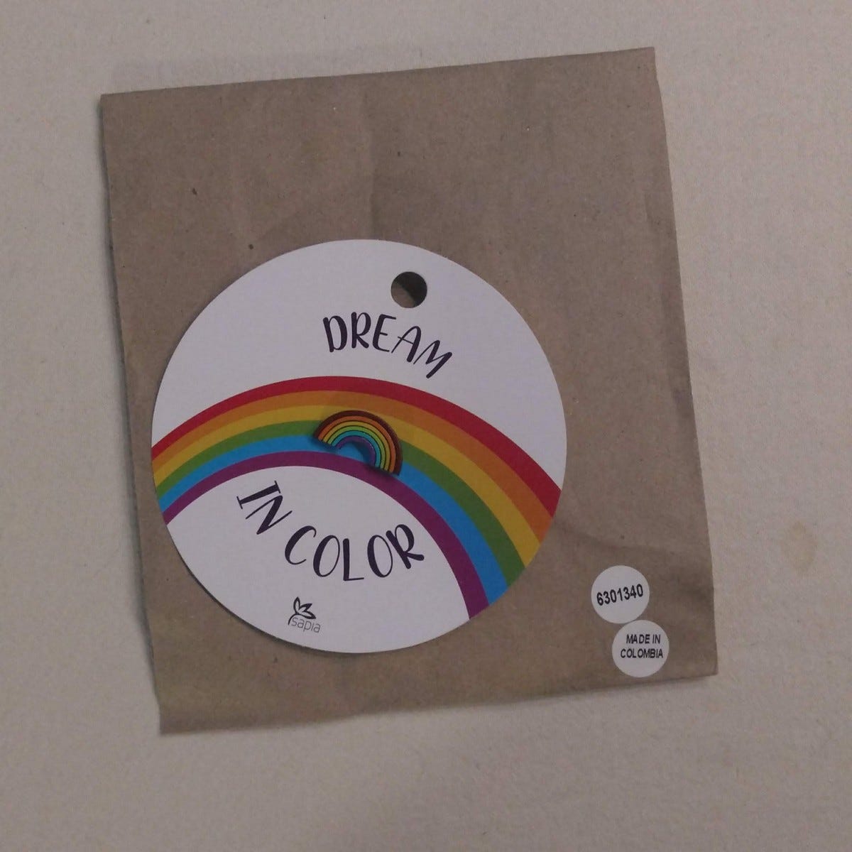 Pin rainbow w/card gourd .75W multi