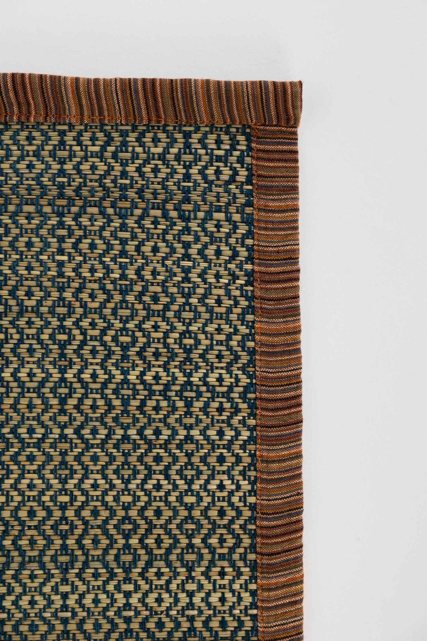 Placemat bound M/2 woven grass 20x14 brn/dk teal