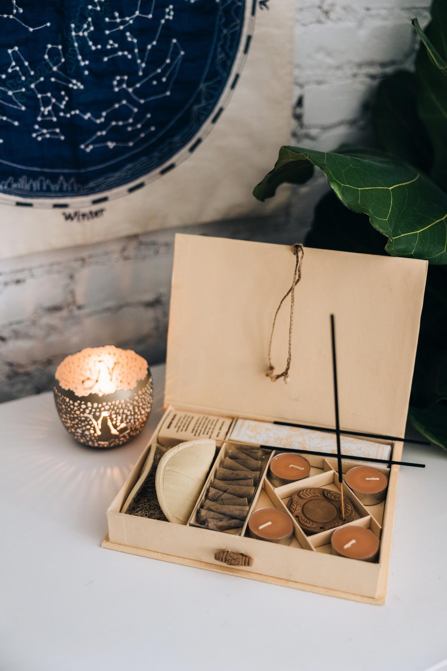 Incense set soap/cndls/loofa sandalwood 10x7 peach