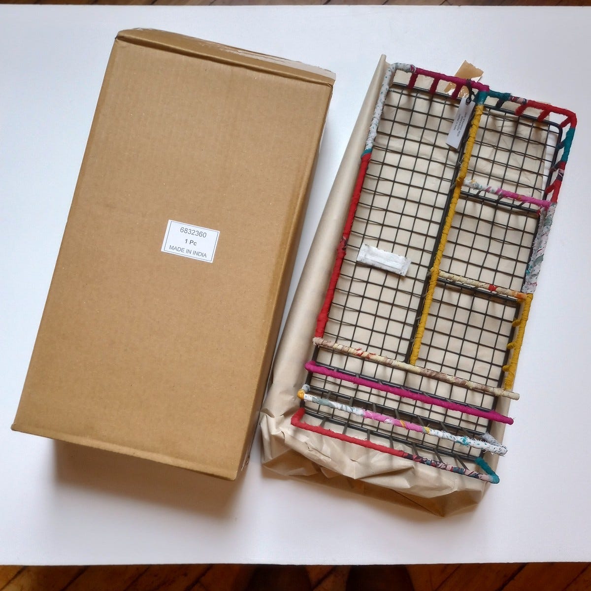 Desk organizer iron/sari 14Lx7.5Wx3.75H asst