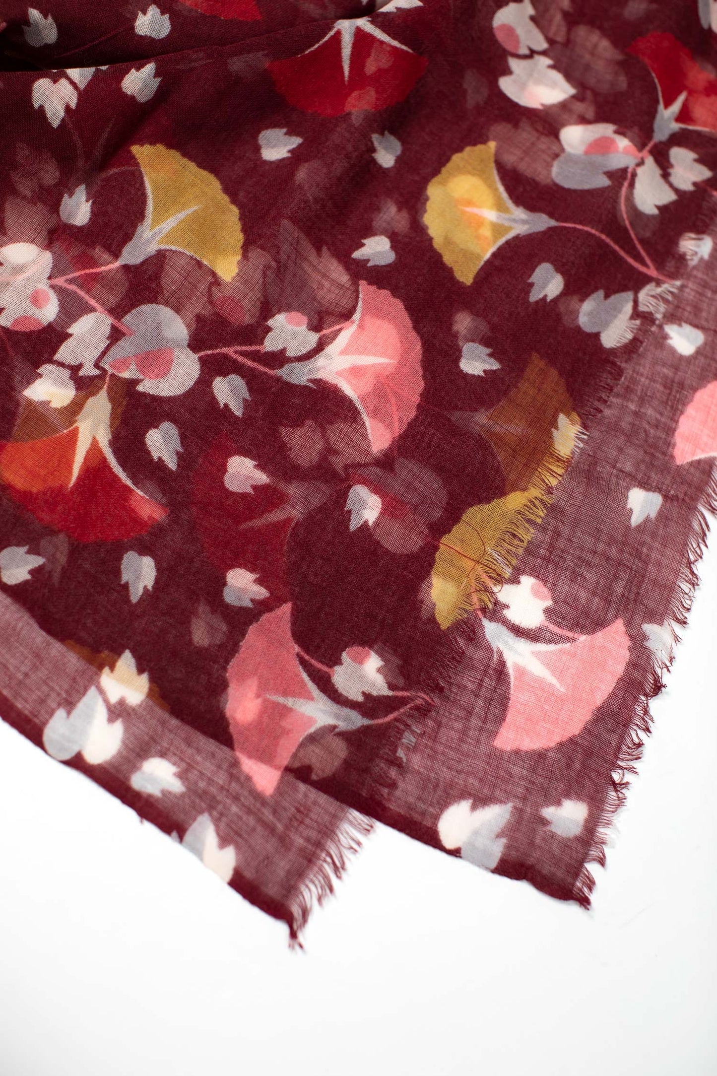 Scarf large ginkgo leaves wool 76x28 brg/yel/crm