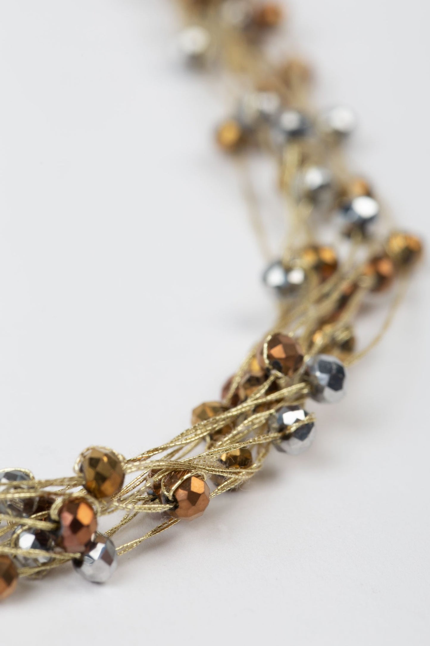 Necklace metallic multistrand 19L metallic brass