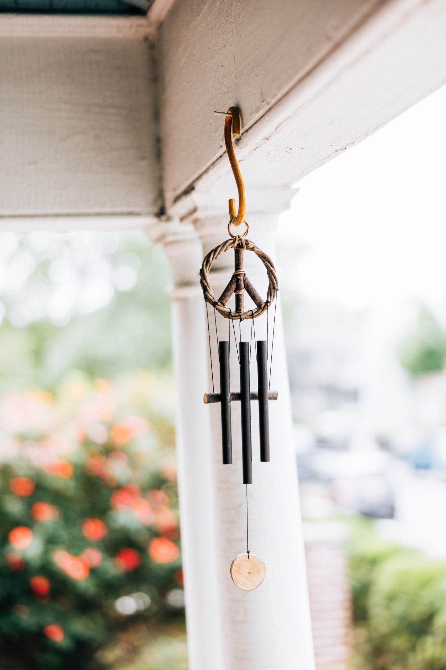 Chime peace sign 3 pipes wd/metal 4Dx18L nat/brn