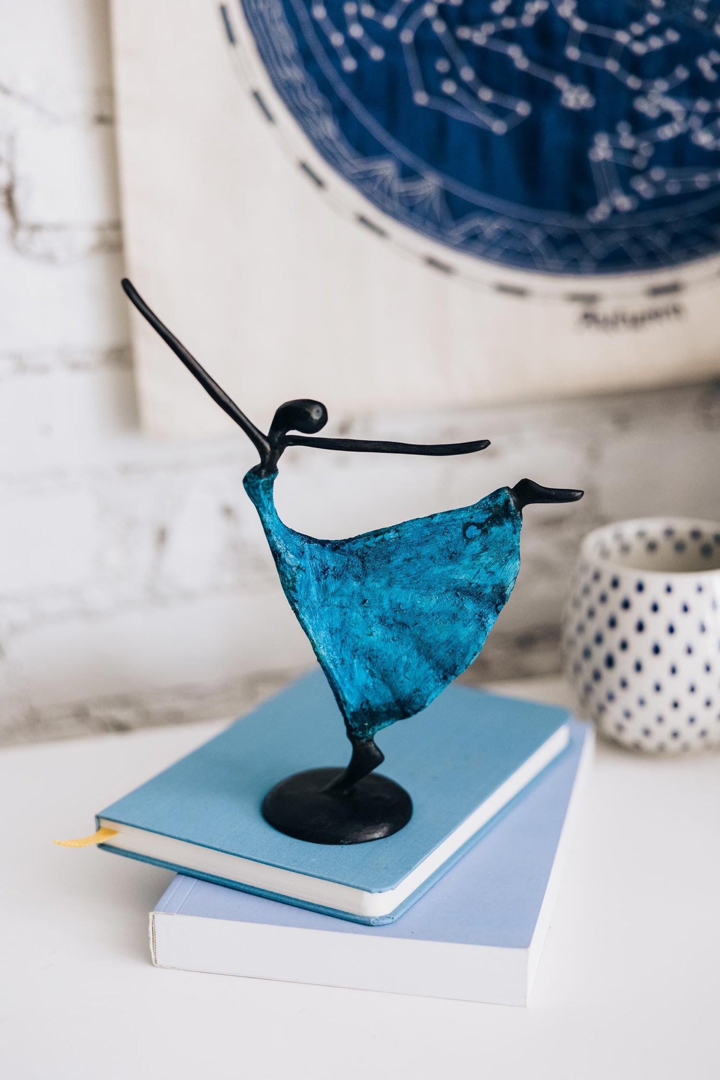 Dancer extended arms lost wax 9H blue/black