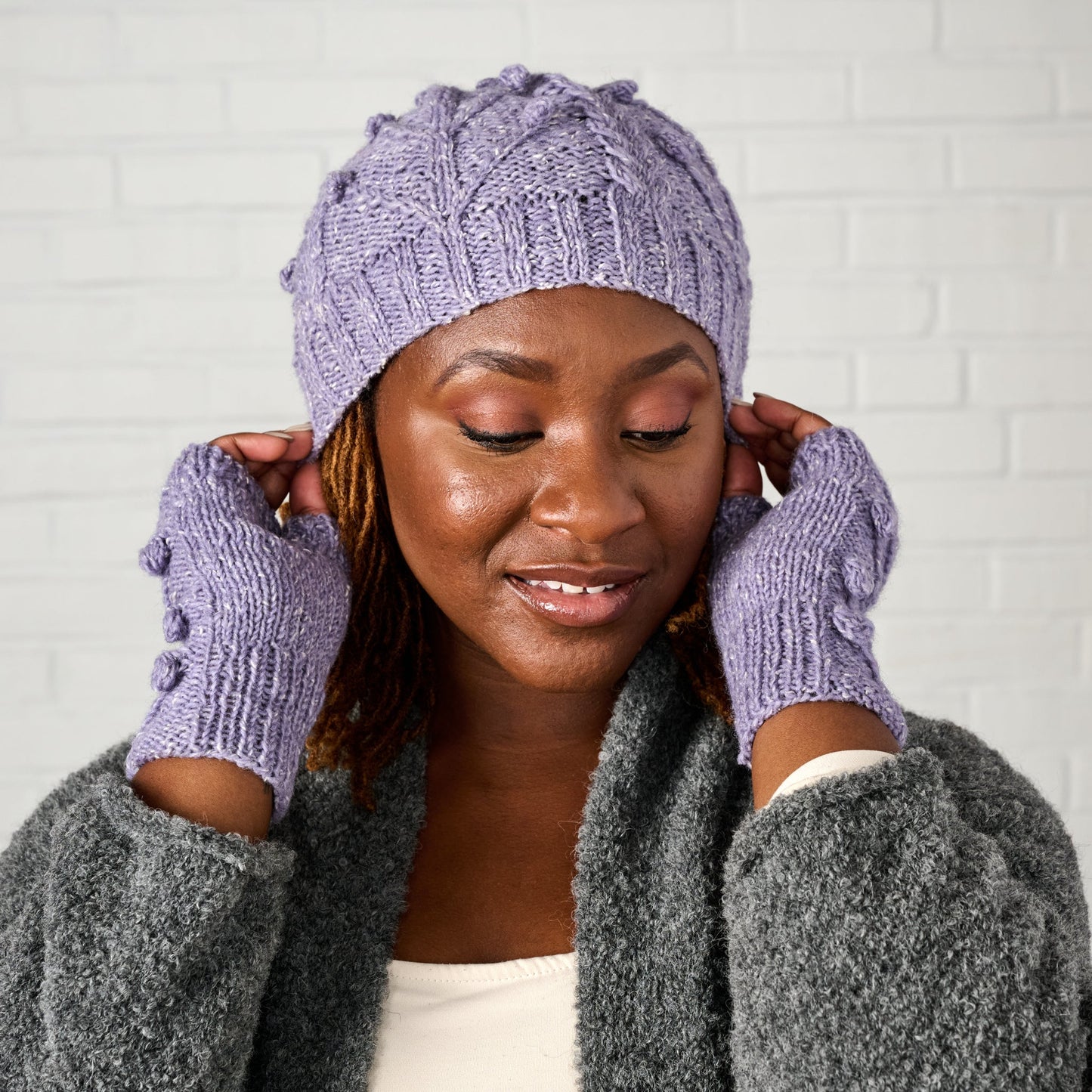 Hat flower cable knit wool/banana fiber 8L purple