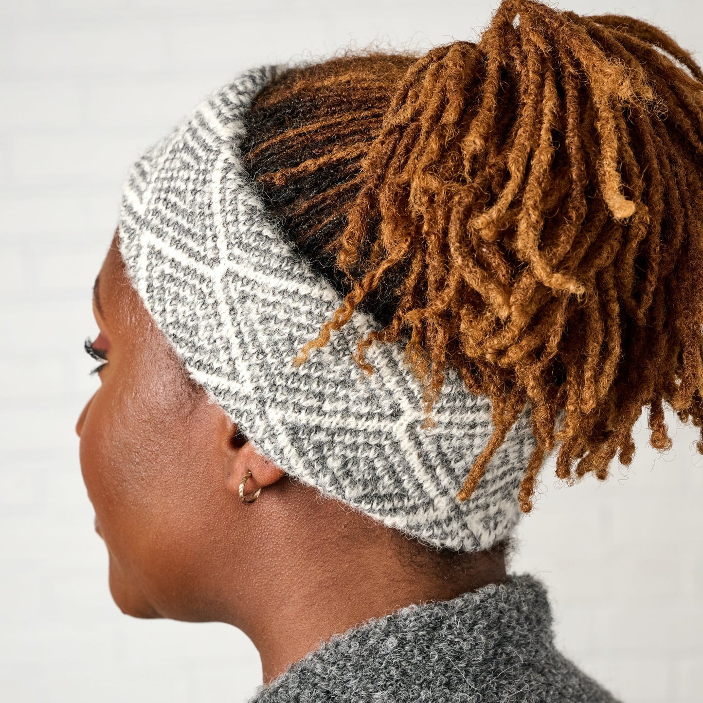 Headband diamond pattern alpaca 10x3 gray/white
