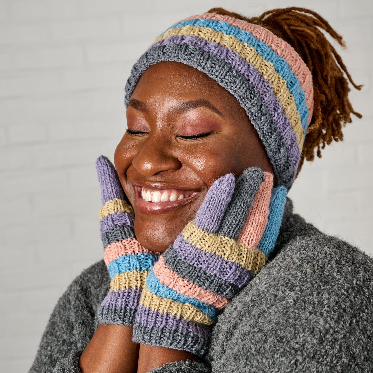Gloves stripes lined wool/polyester 9L med pastels