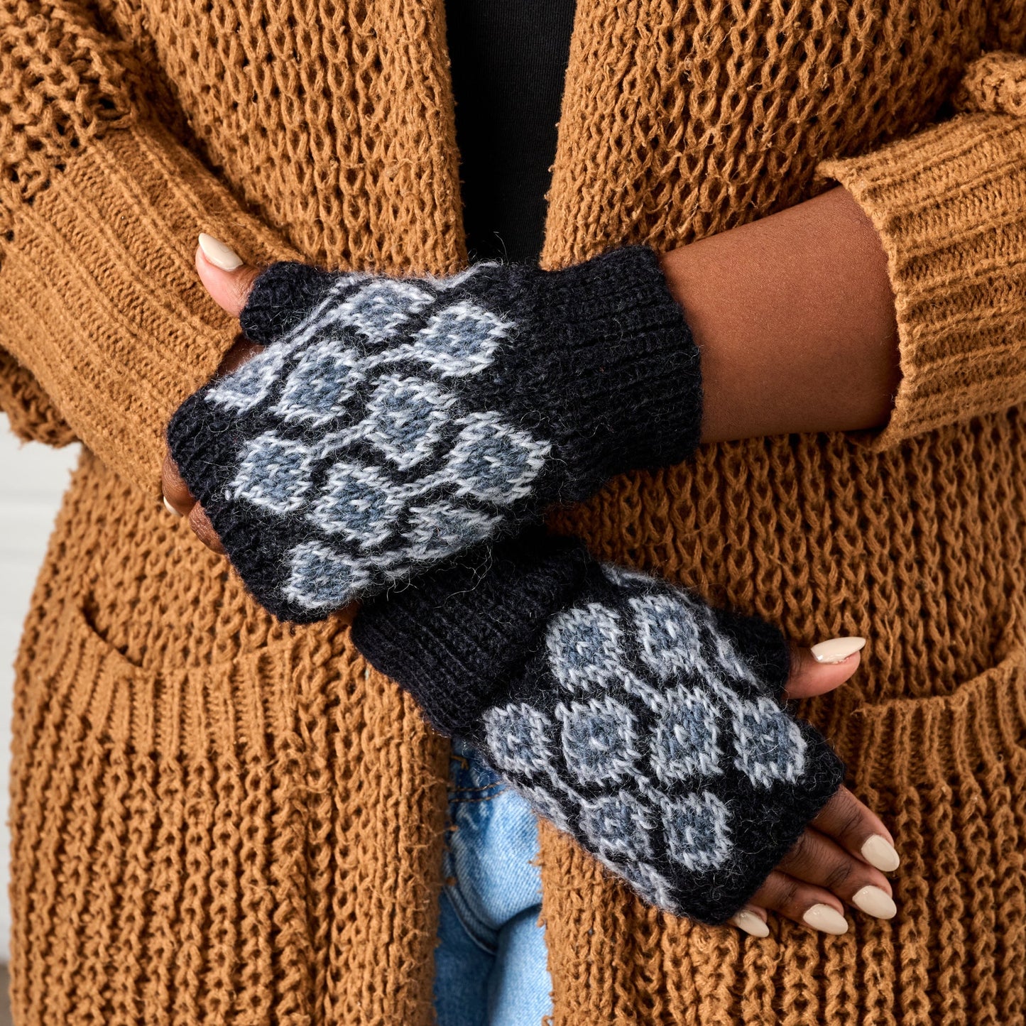 Wrist warmers joined diamonds wool 7L navy/lt blue