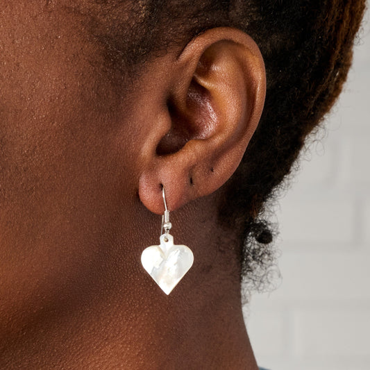 Earrings heart MOP 1.5L white/silver