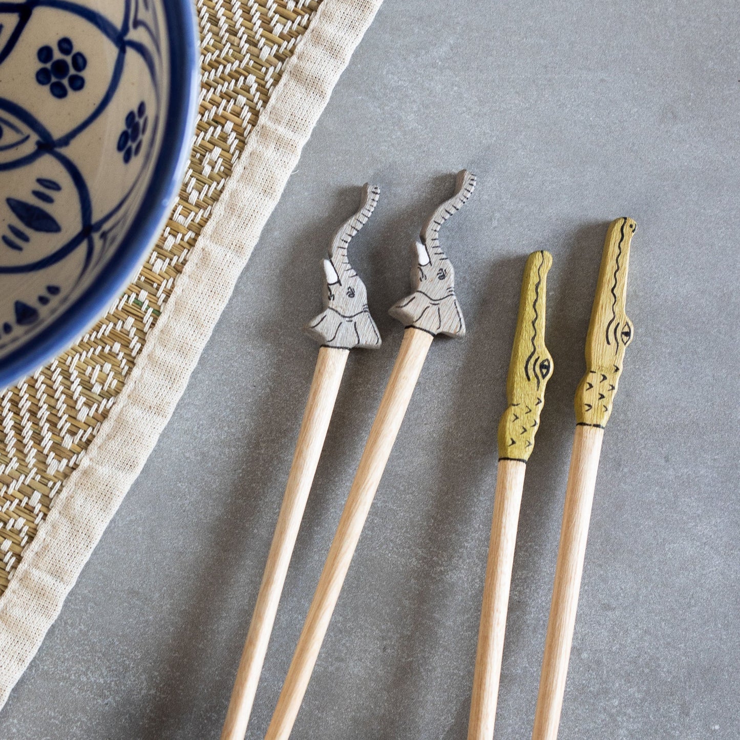 Chopsticks w/rest set elephant M/2 9L gry/nat