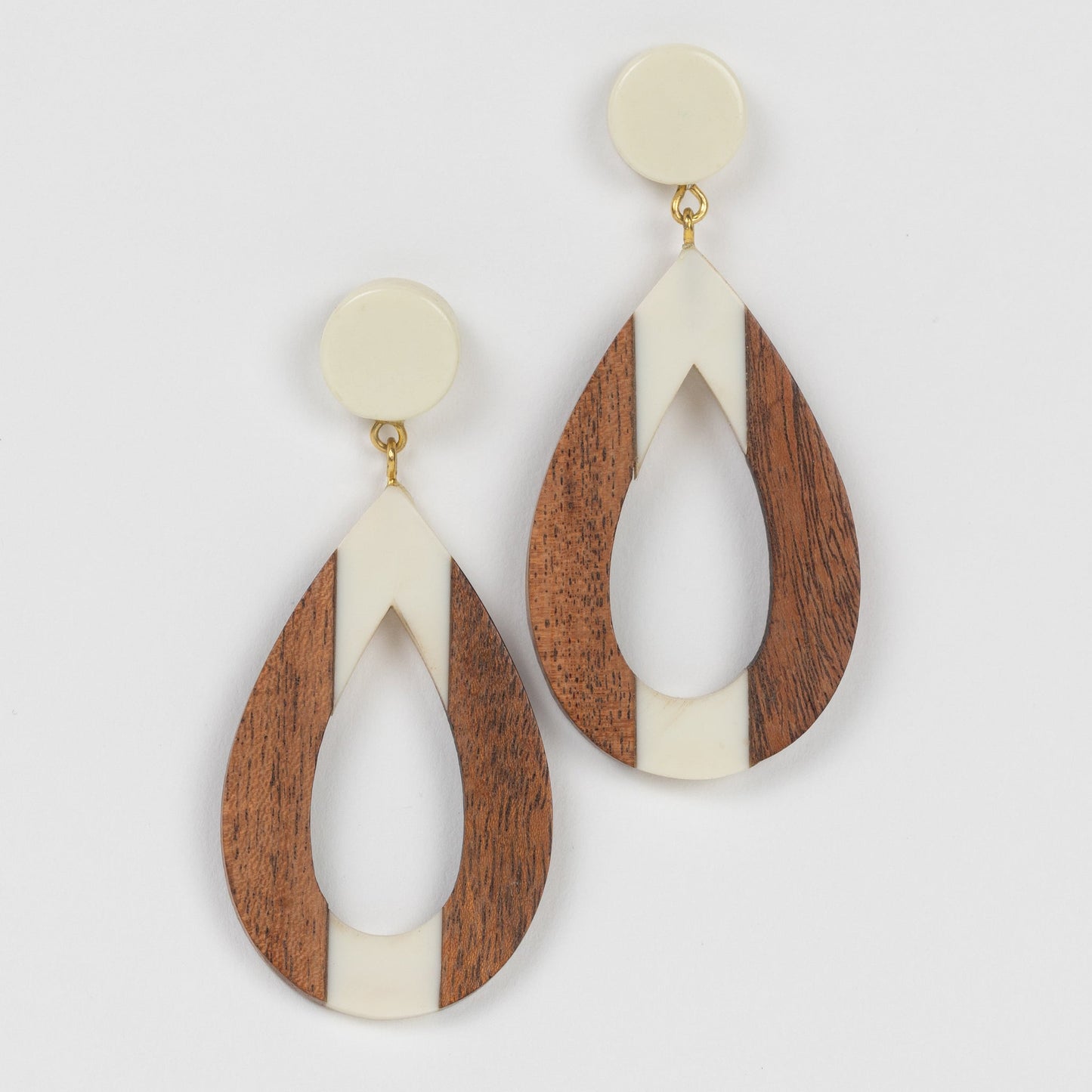 Earrings dangle teardrop wood/resin 2.5L ivory/brn