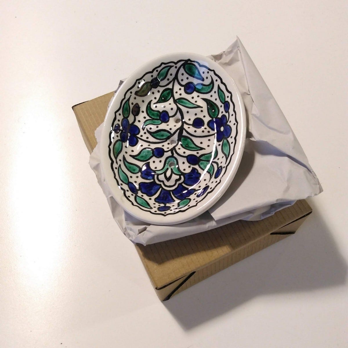 Soap dish oval floral cer 5.5Lx4.5W wht/grn/blu