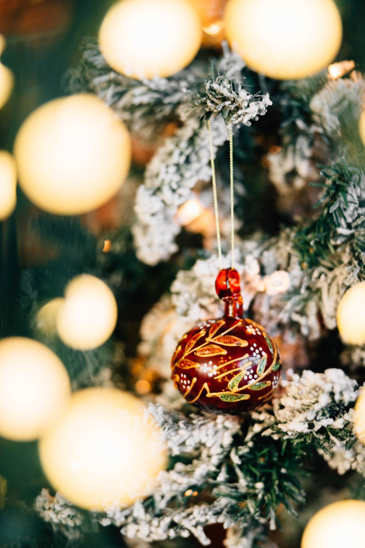 Ornament ball firelight handblown glass 2.5D red