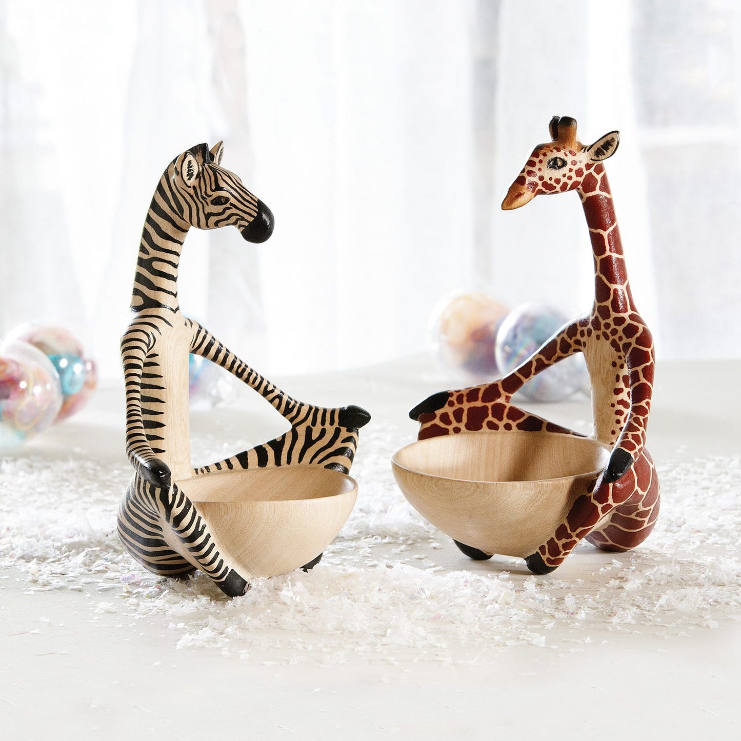 Giraffe w/bowl wood 6H nat/blk