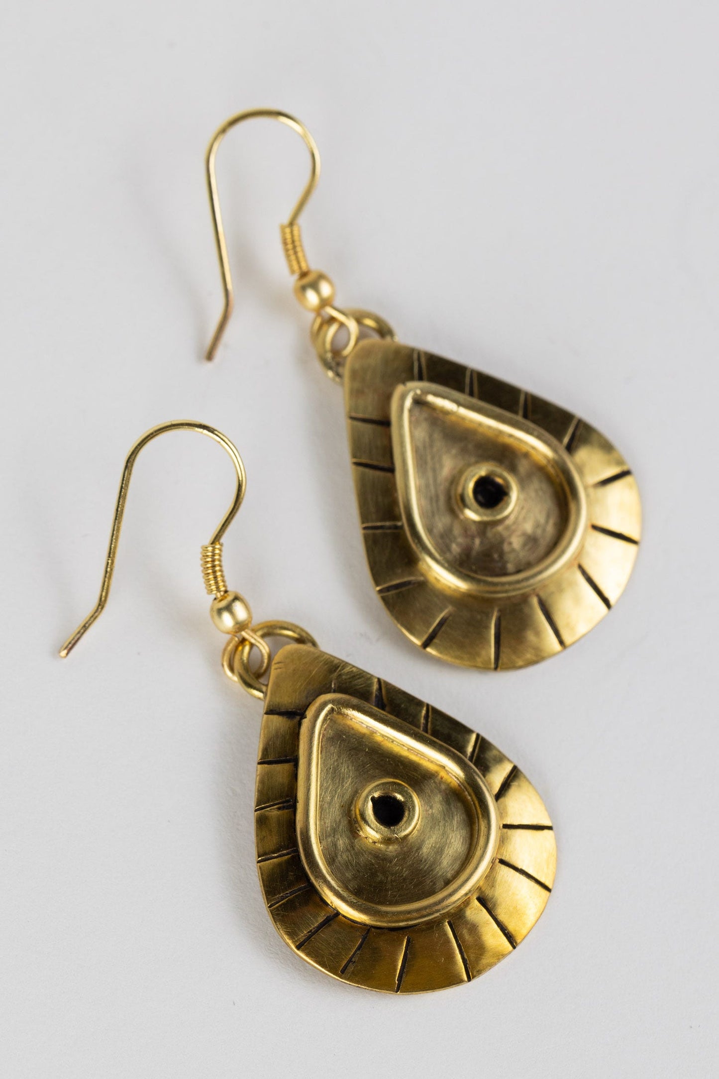 Earrings teardrop Egyptian brass 2L brass