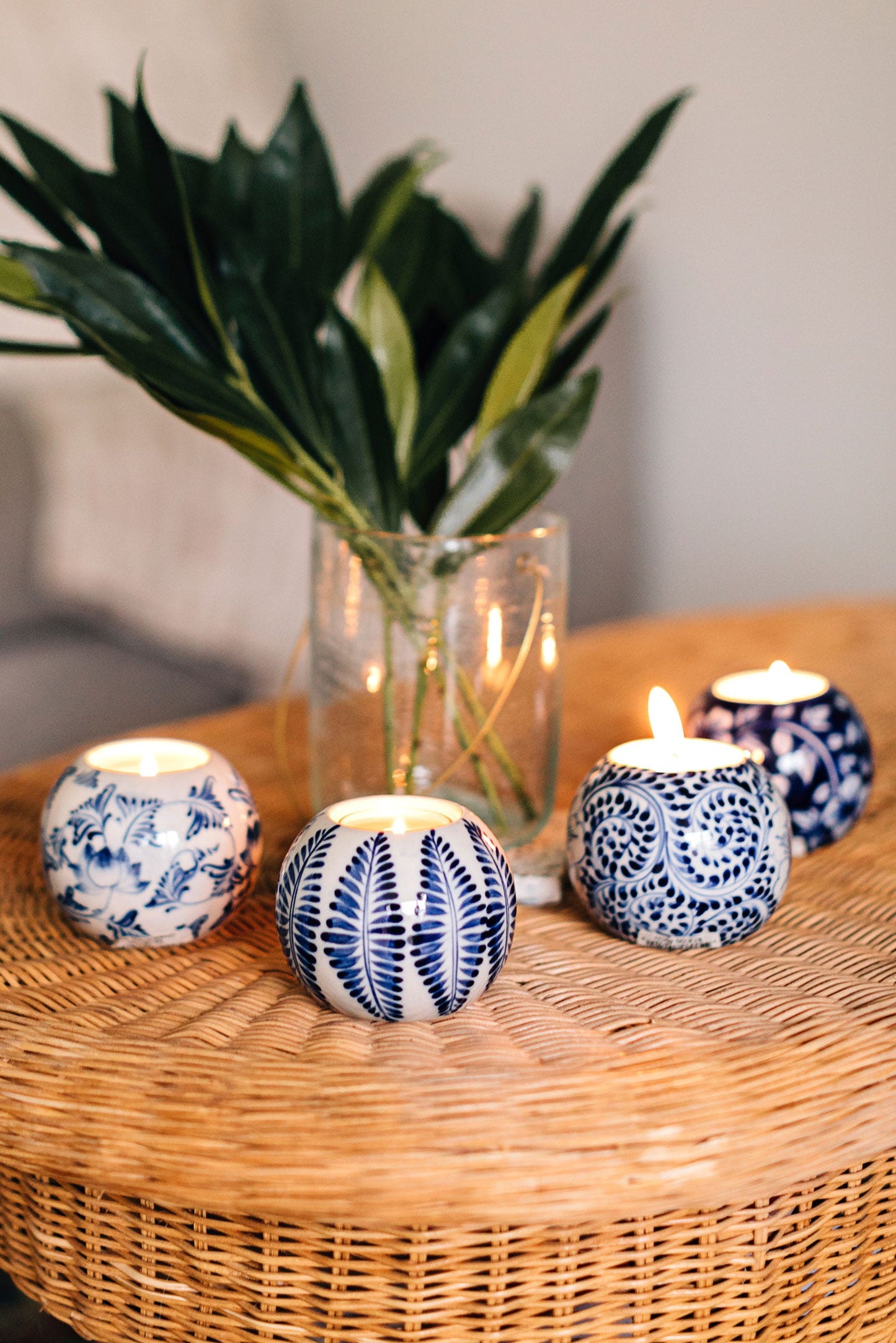 Candleholder M/4 asst 3D blu/wht