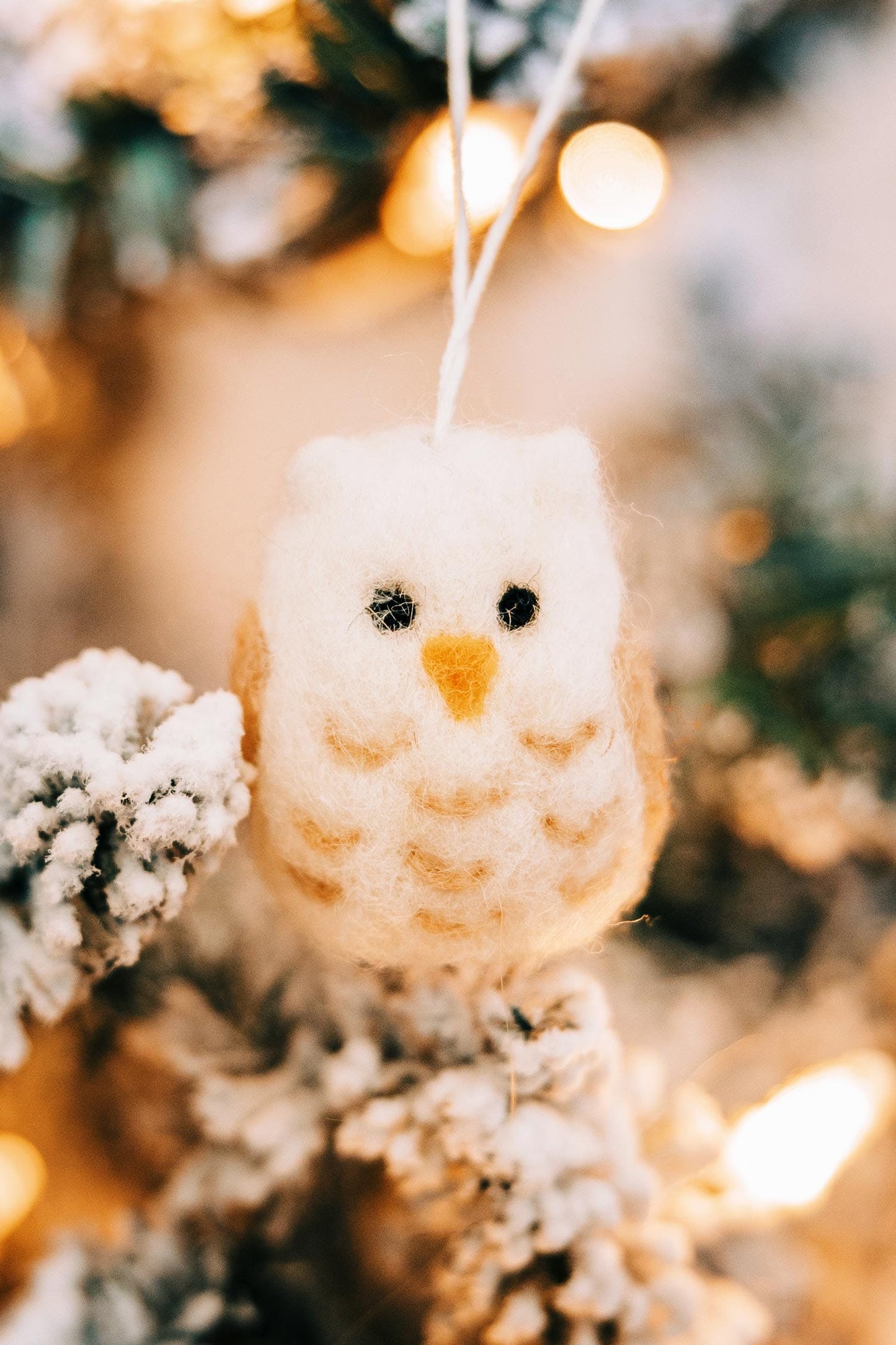 Ornament owl M/3 wool 2Hx1.5D white/tan