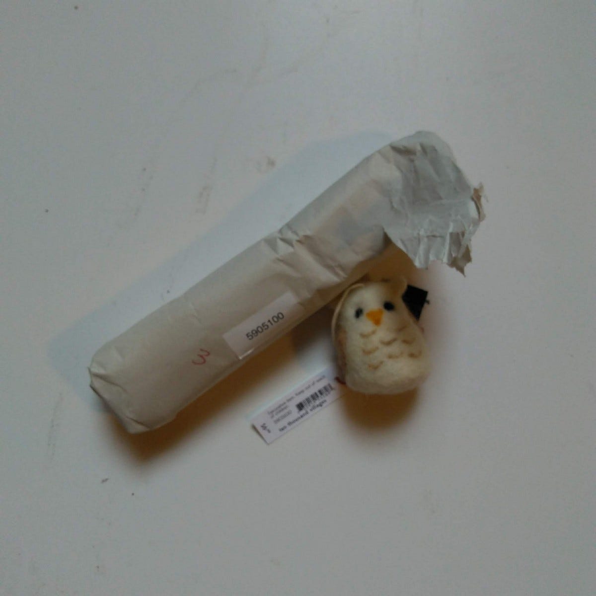 Ornament owl M/3 wool 2Hx1.5D white/tan