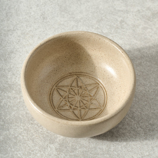 Bowl dipping equilibrium of life M/2 cer 3.5D tan