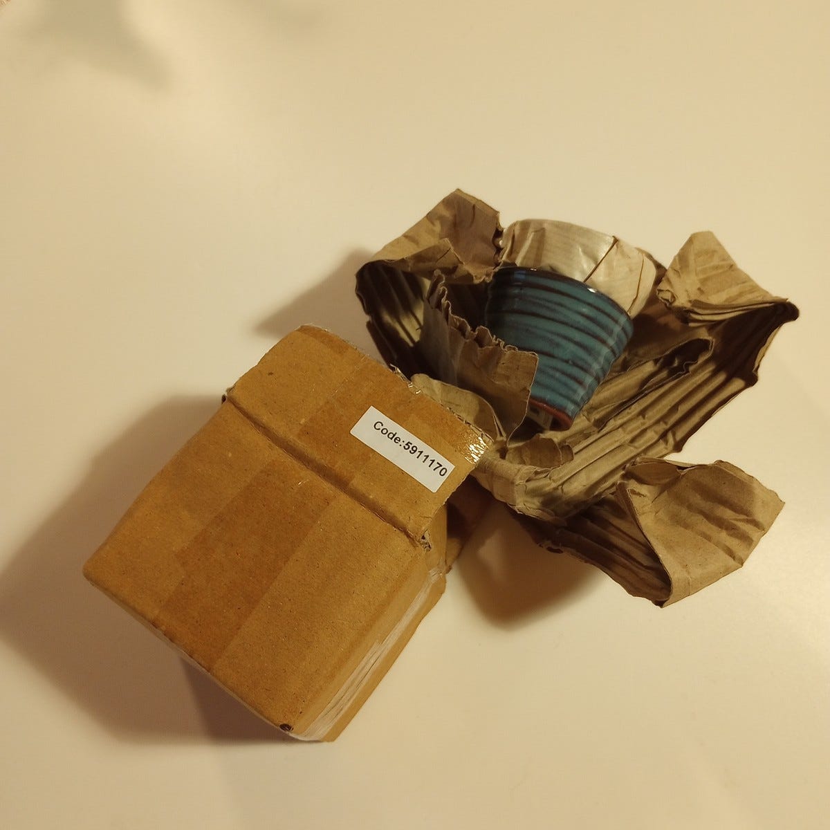 Cup sake scored M/2 1.5oz cer 2.25Dx1.75H blu/brn