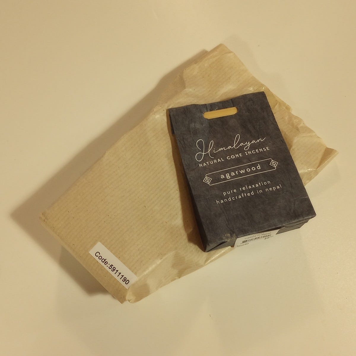 Incense cones s/12 w/bag M/2 agarwood gray