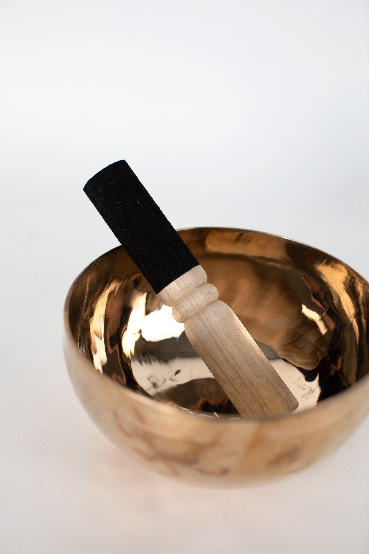 Singing bowl hammered metal 6Dx3H bright brass