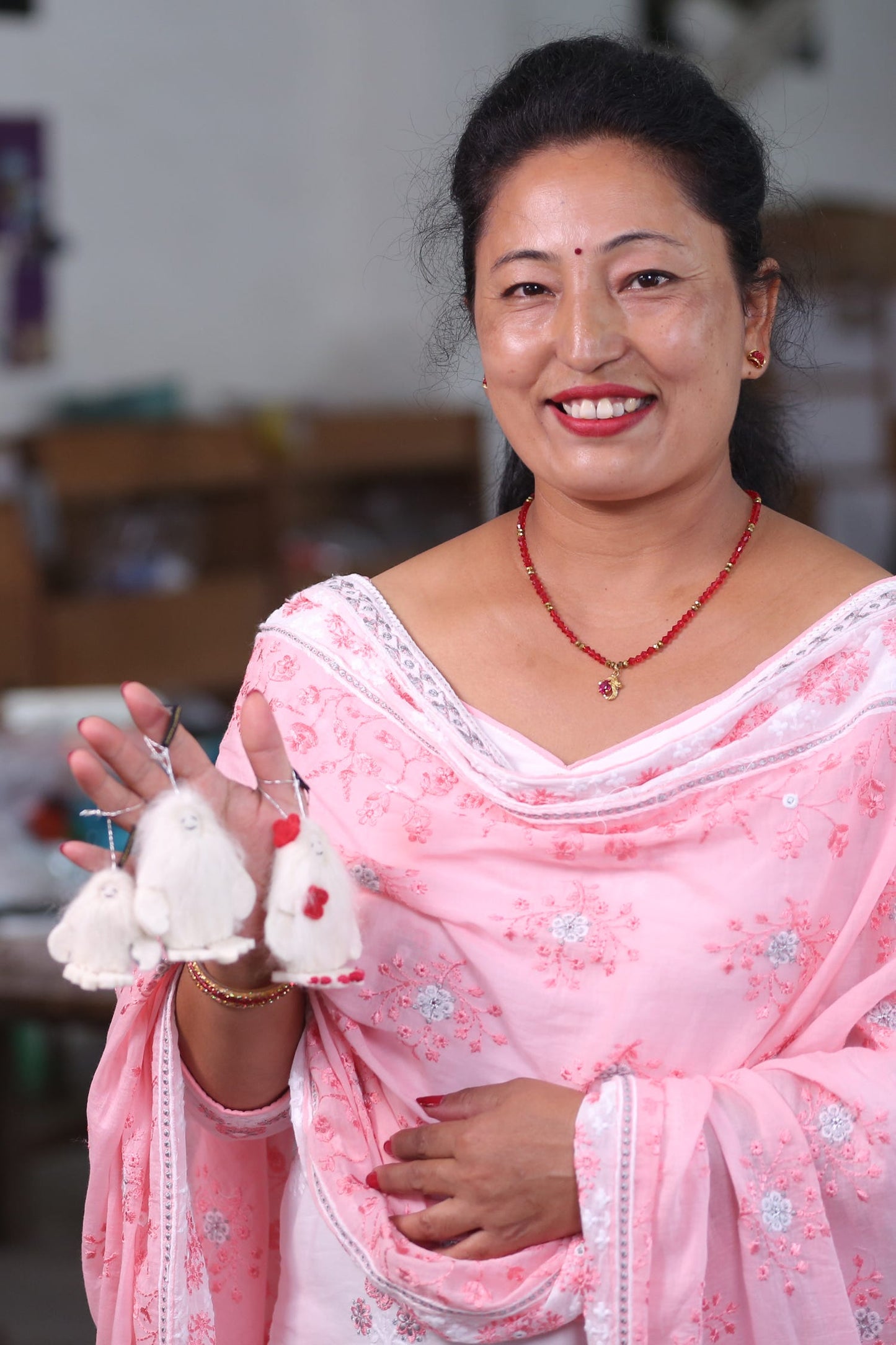 Ornament lady yeti M/5 felt/cotton 4H wht/red