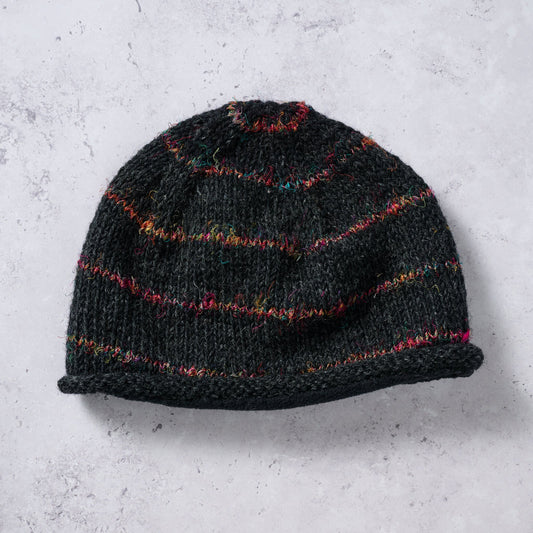 Hat knit striped wl/recyc silk 11W charcoal/multi