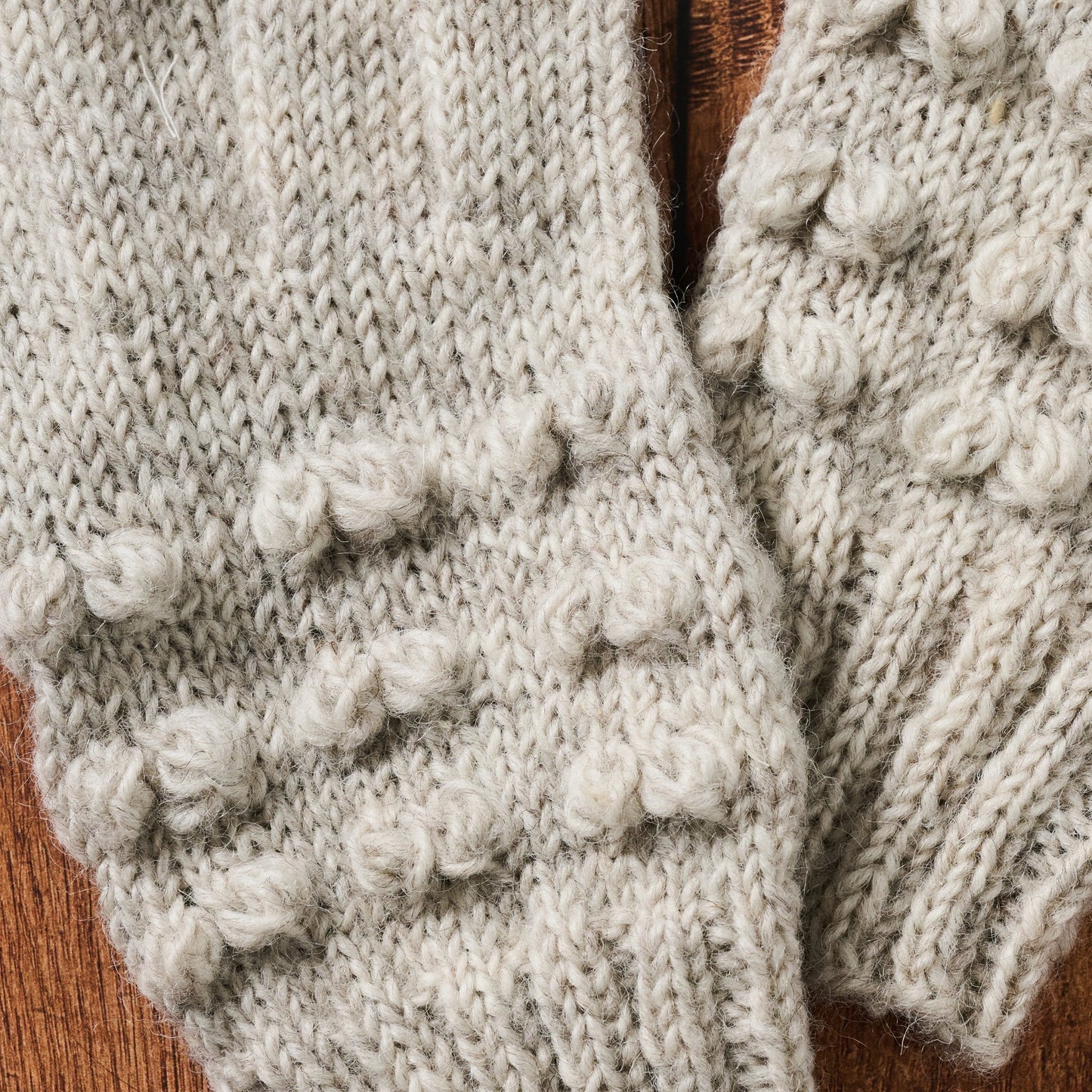 Gloves knobby wool 9L ivory