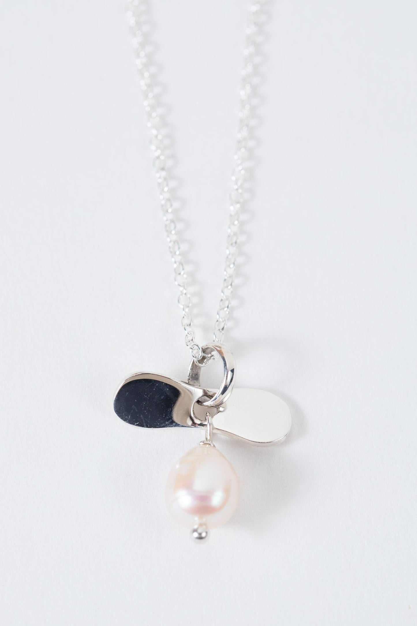 Necklace petal/pearl pend pearl/strlg 19L silver