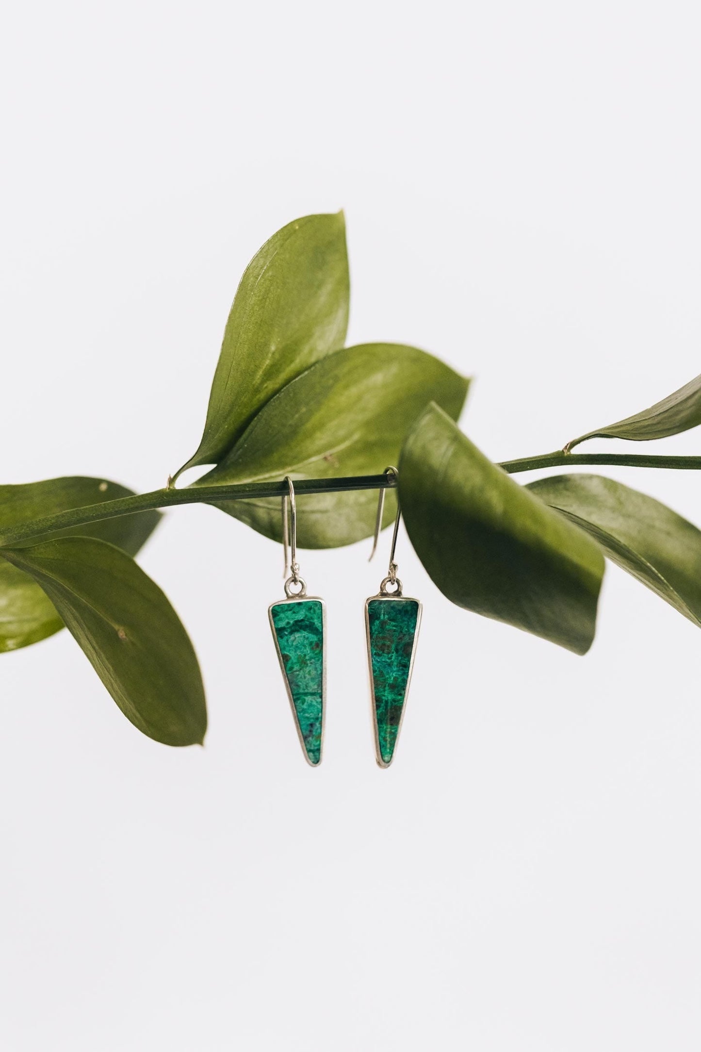 Earrings long triangle chrysocolla 1.75L grn/silv