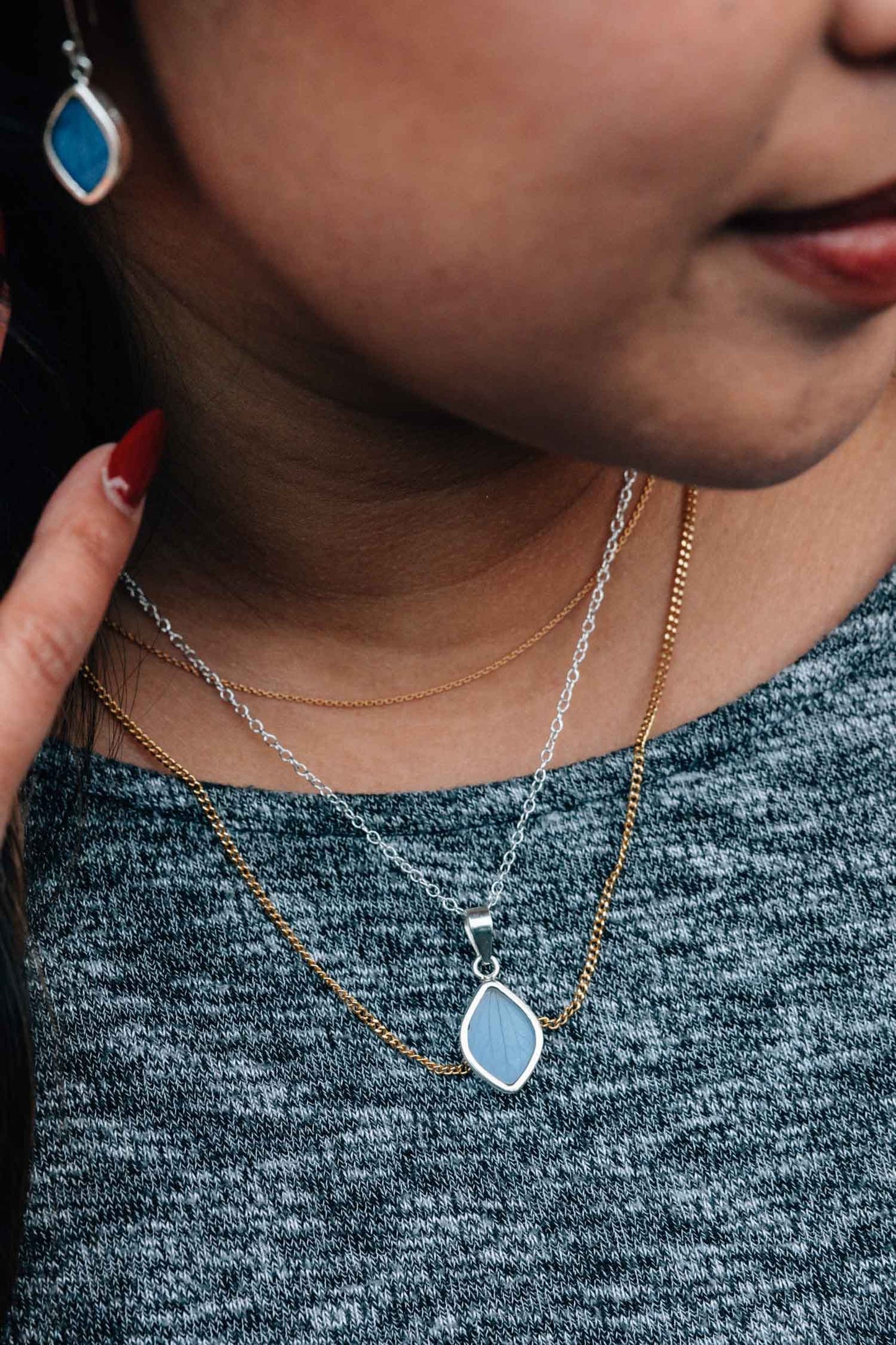Necklace flower petal pend sterling 16L silv/blue