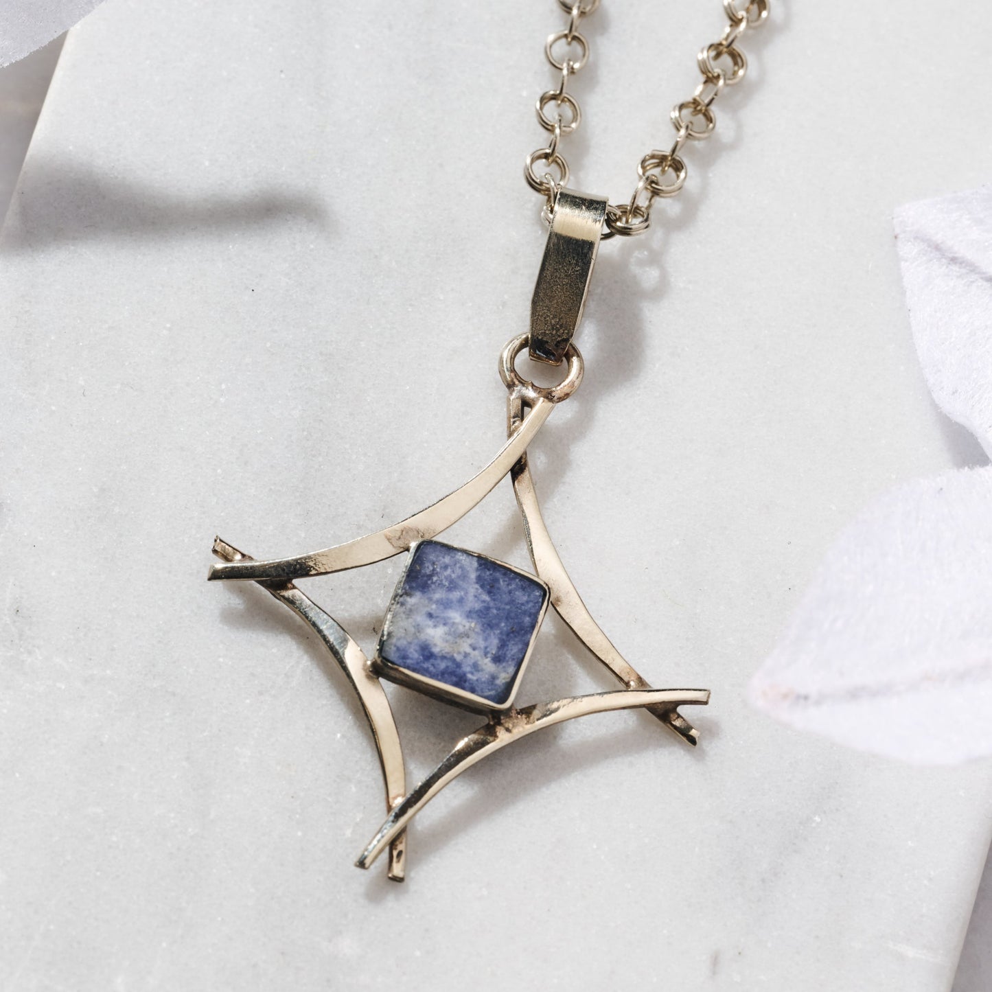 Kikin Sodalite Necklace