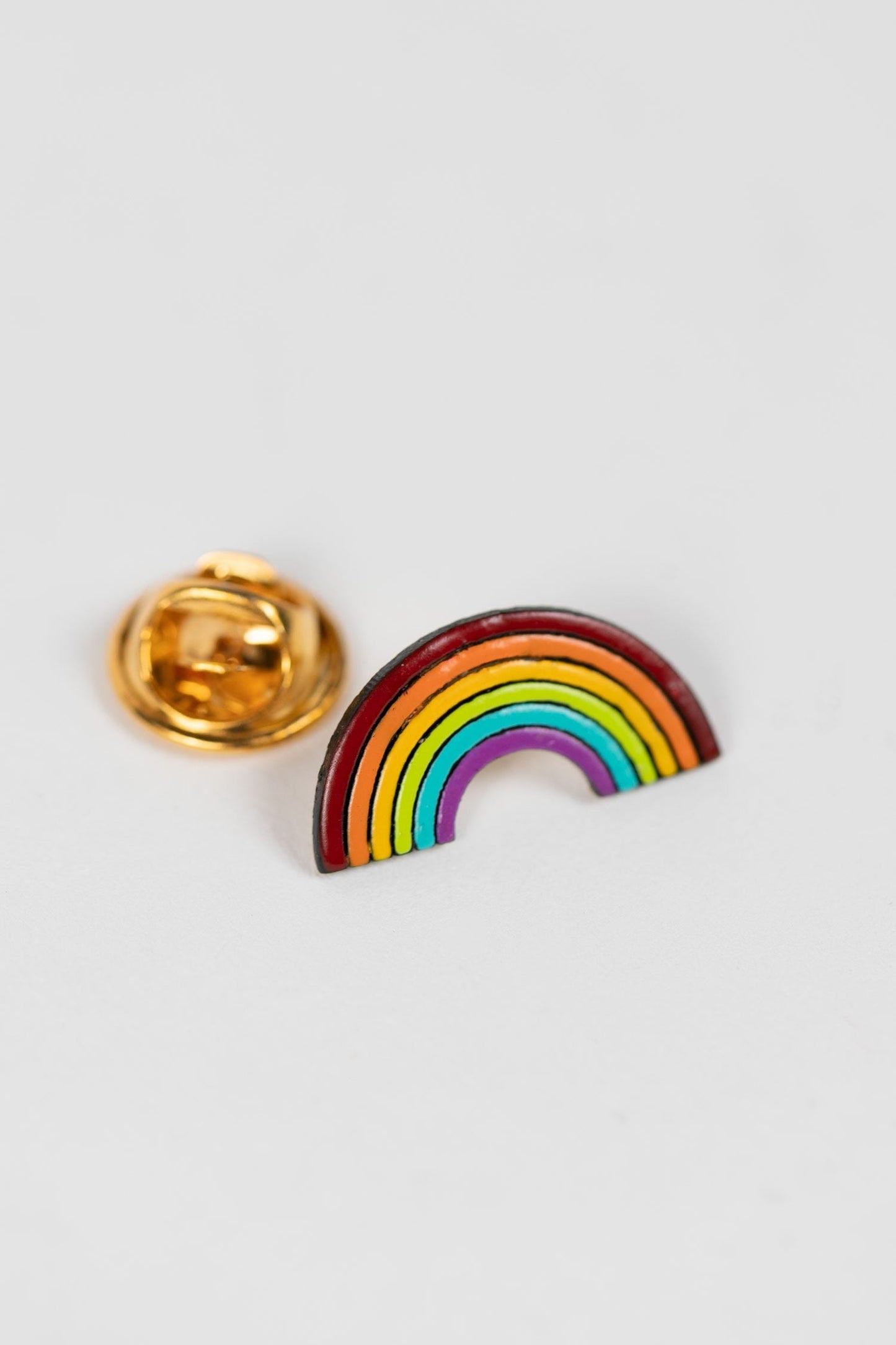 Pin rainbow w/card gourd .75W multi
