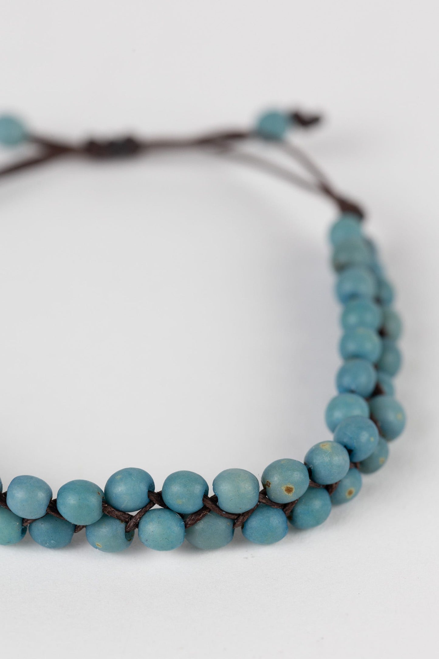 Bracelet chirilla seeds/cord jade