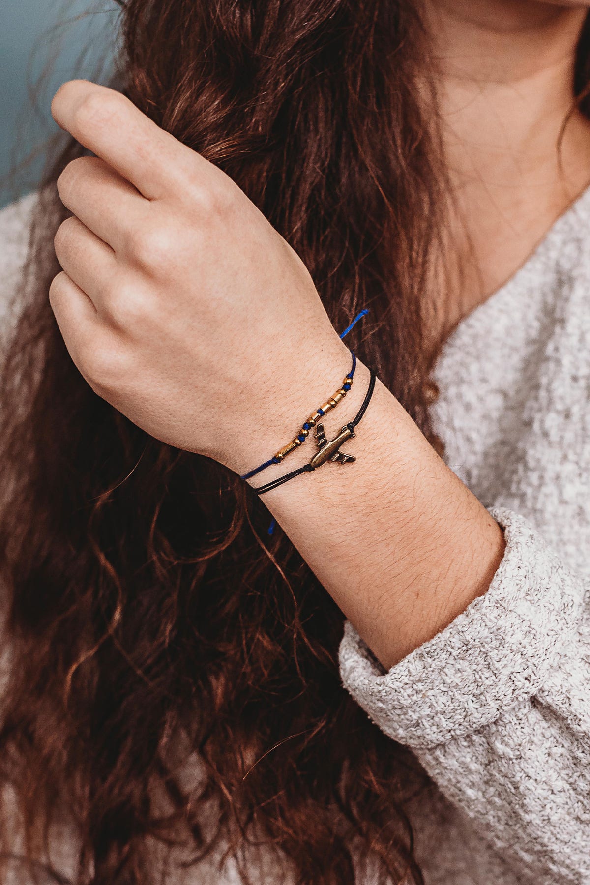 Bracelet airplane charm M/3 on card black/bronze