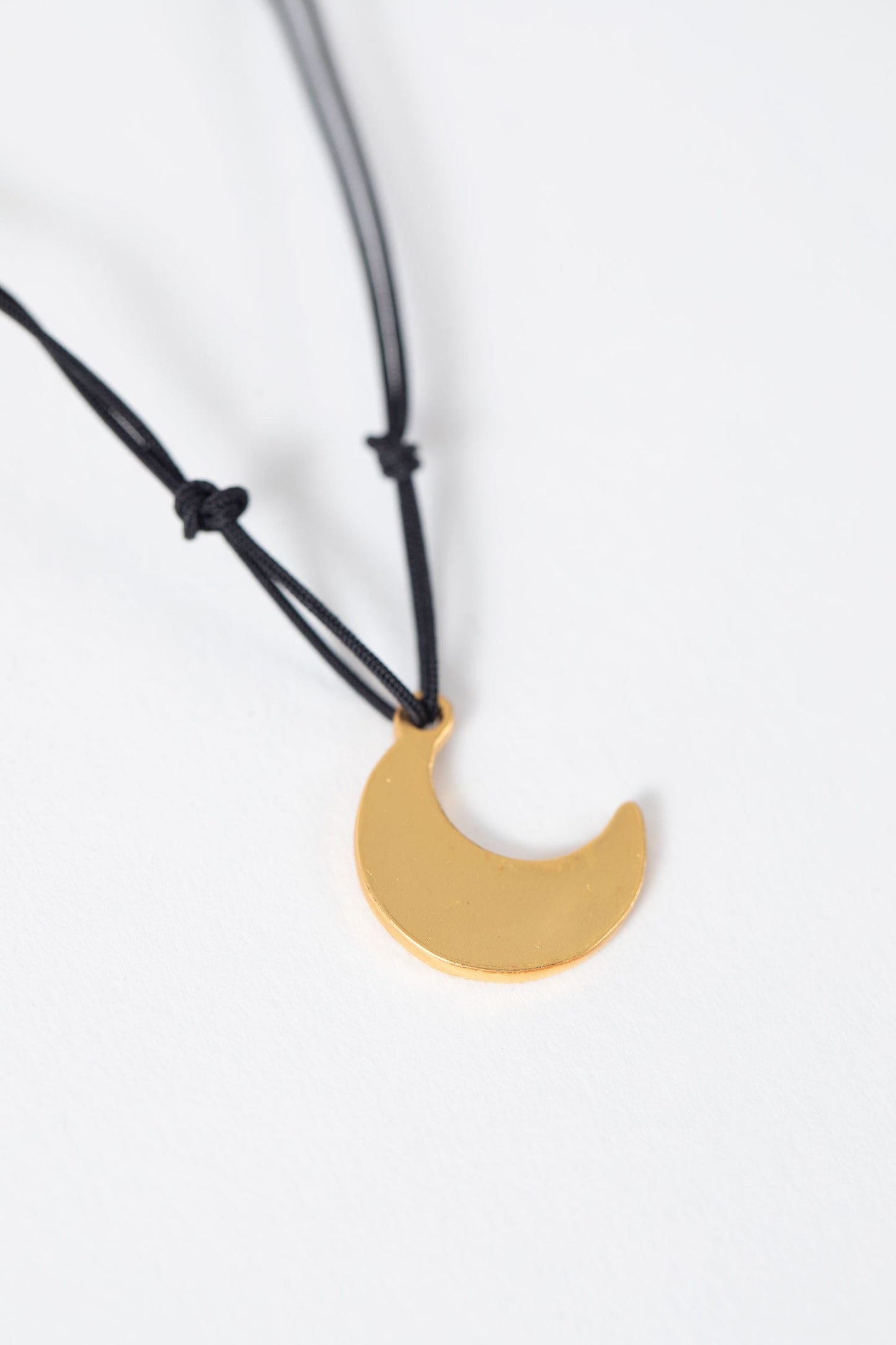 Bracelet moon charm w/card gold/cord .5D gold