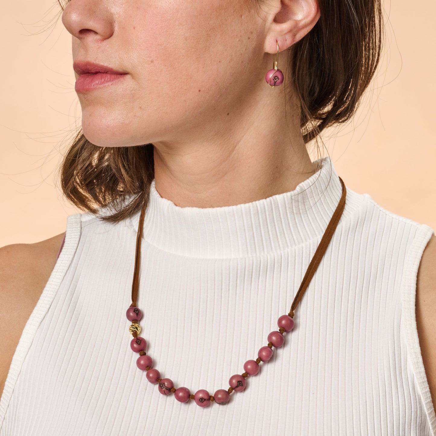 Earrings acai seed/14K gold wire 1.5L lavender/gld