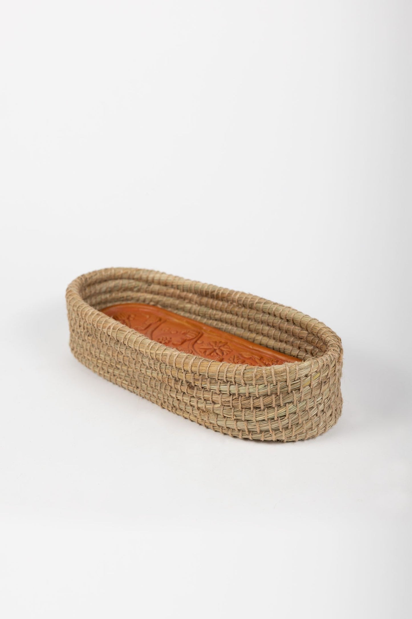 Basket w/warmer kaisa grass/t-cotta 12Lx6W t-cotta