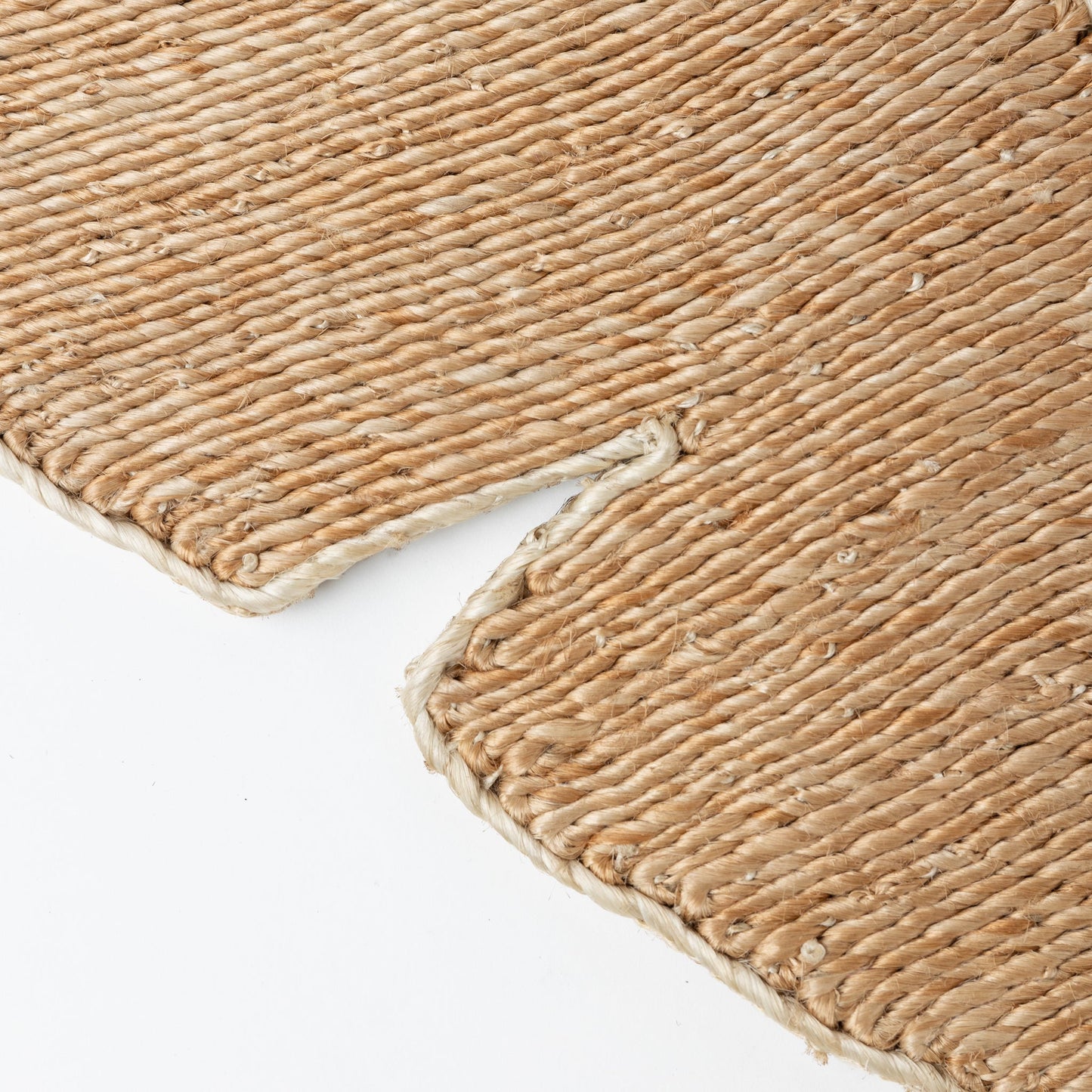Table runner large leaf braided jute 51x12 nat/tan