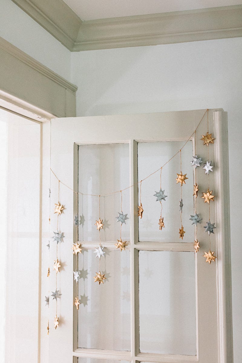 Valance stars M/3 palm leaf 37Wx23H gold/silver