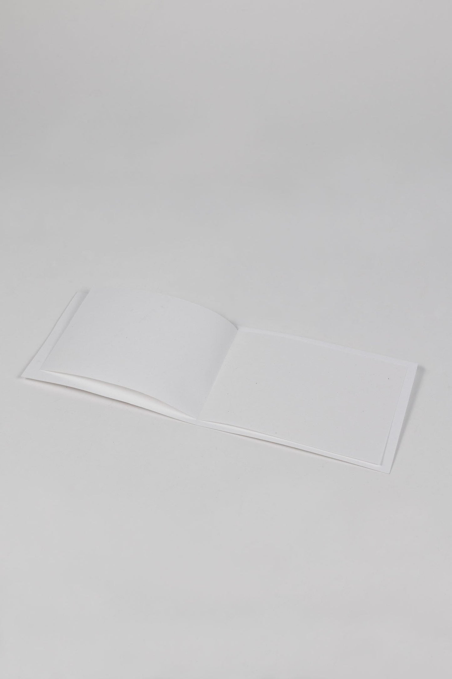 Card birds on branch/swing M/3 ppr 5x7 wht/pnk/red