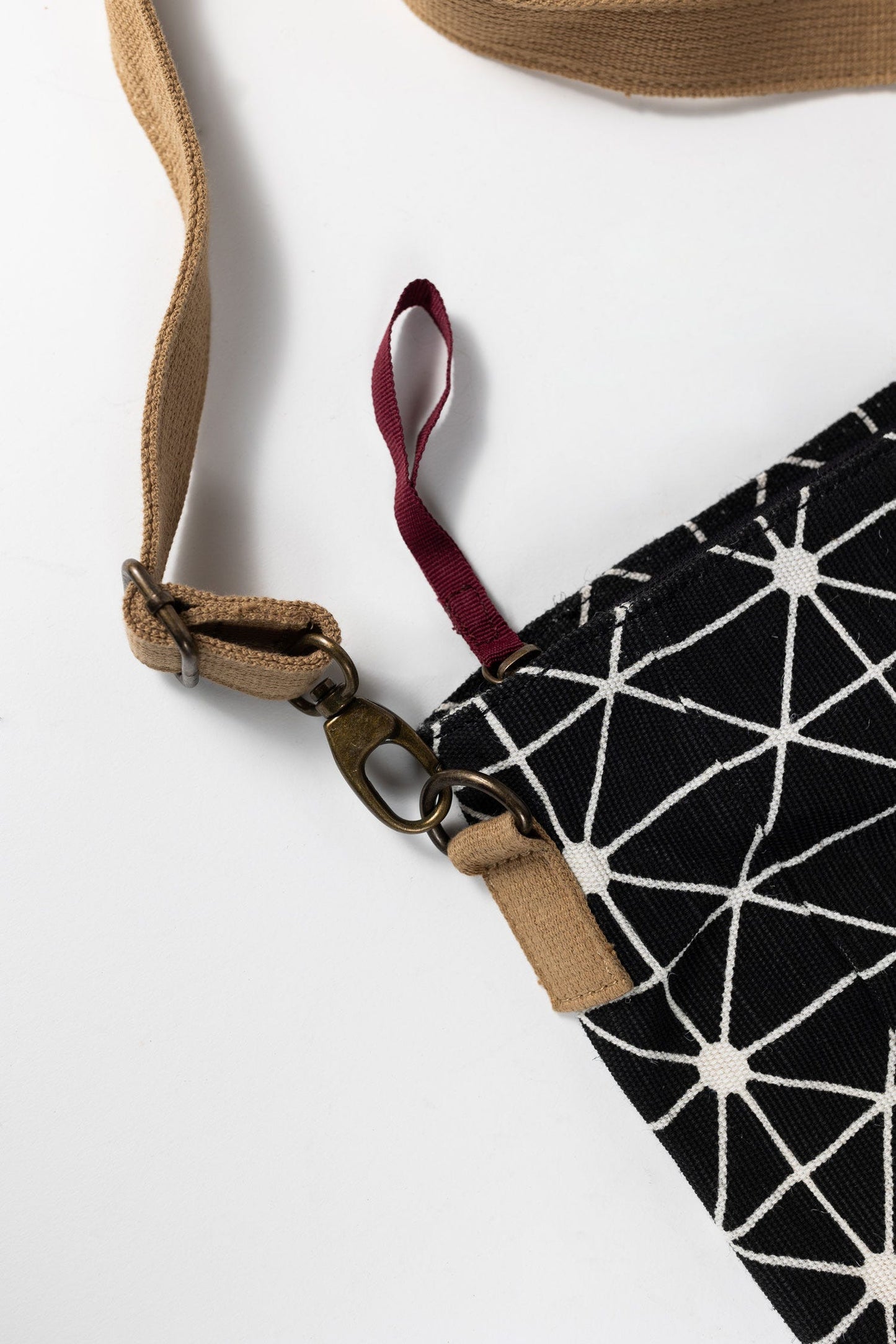 Bag constellation crossbody cotton 14Wx13H blk/wht