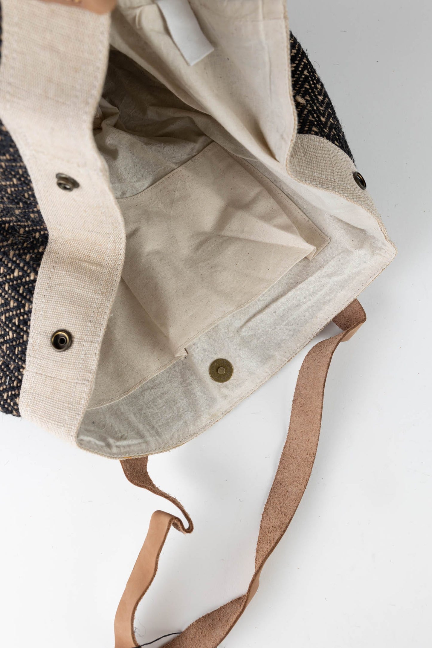 Bag tote sable jute/cotton/leather 15Wx13H blk/crm