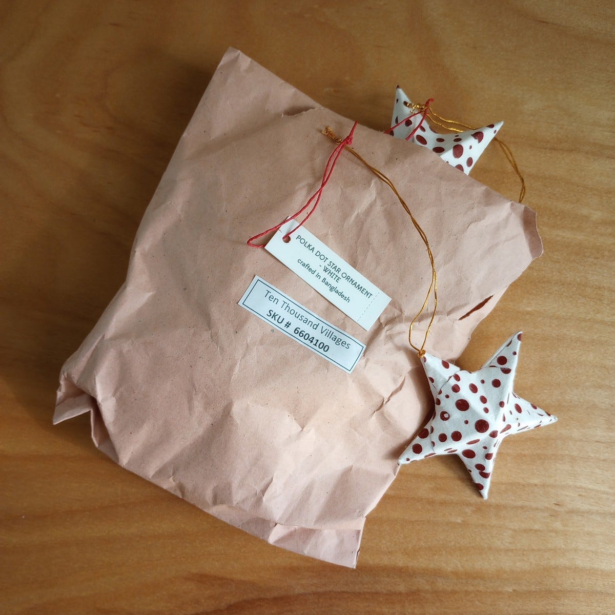 Ornament star polka dots M/5 paper 3D white/red